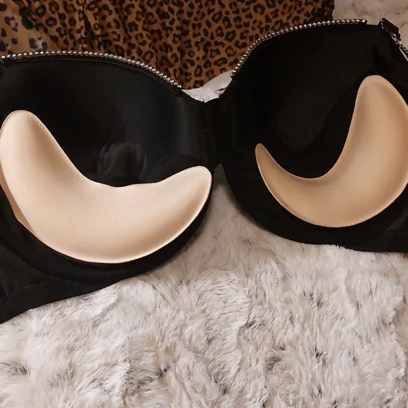 Frederick's of Hollywood Swarovski crystal limited edition Xtreme pushUP 38 F - Picture 9 of 10